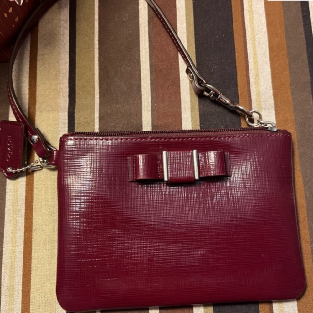 Coach Red Wristlet Clutch - Picture 3 of 9